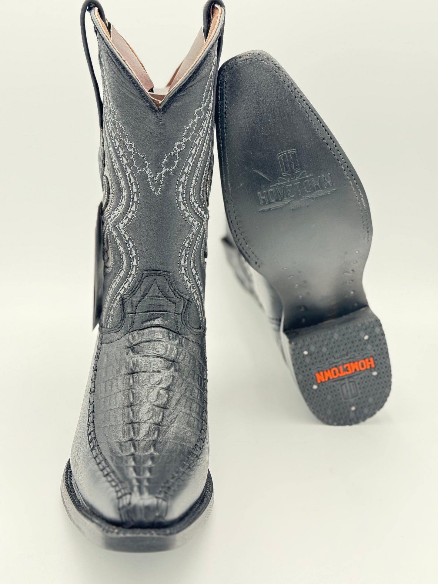 203 Colita Negro Bota Hometown
