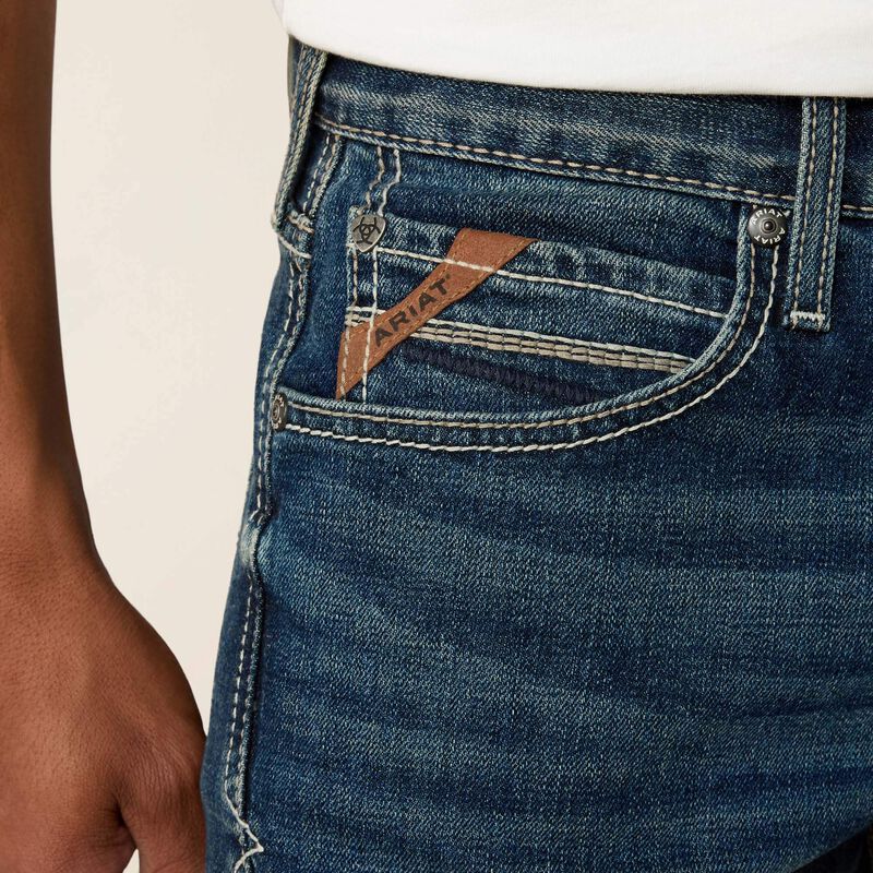10041092 M7 Slim Toro Straight Jean