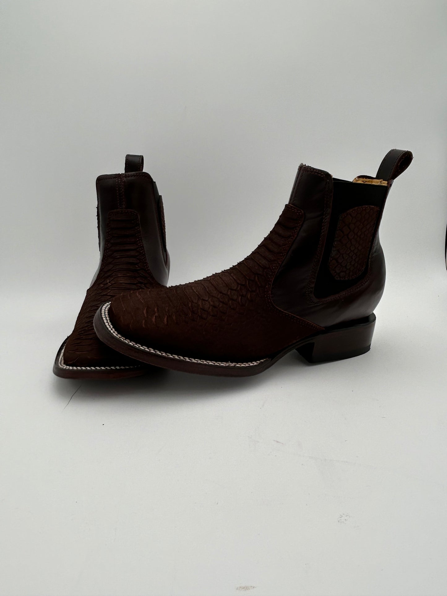 Diego’s Boots Model 45 Nubuck Ankle Boot