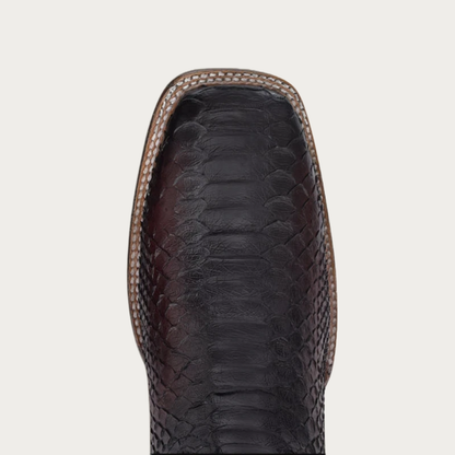 CU746 Lisboa Cherry Python Embroidery Boot Cuadra