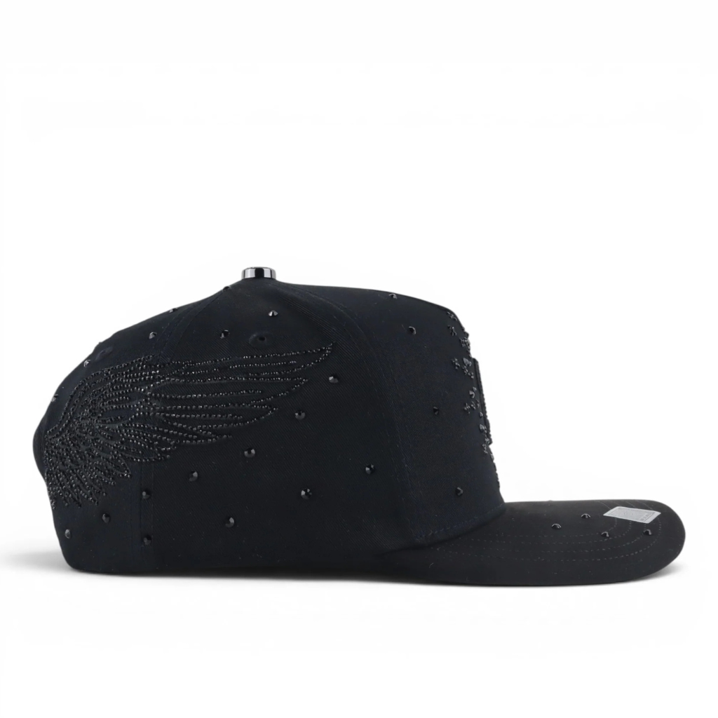 B Cristals Black Cap Bigboss