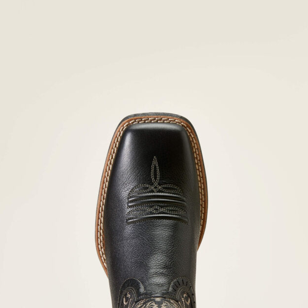 10034024 Round Up Remuda Wide Square Toe Western Boot Ariat